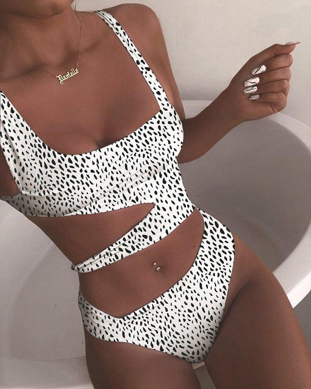 Women's Asymmetric Cut-Out One-Piece Push-Up Beach Pool Vacation Resort Summer Bold Sexy – Black - Lolly 