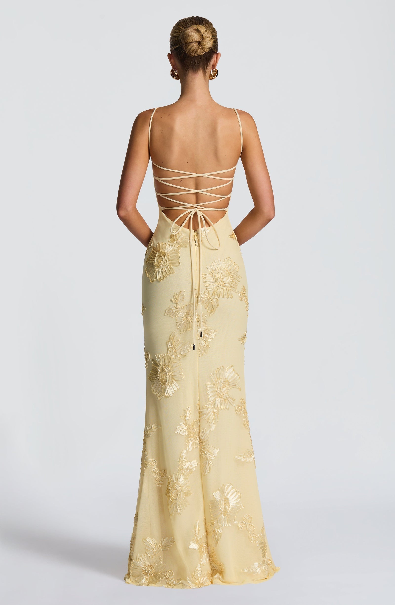 Women's Floral Embroidered Long Dress Mermaid Silhouette Wedding Guest Formal Elegant – Emma