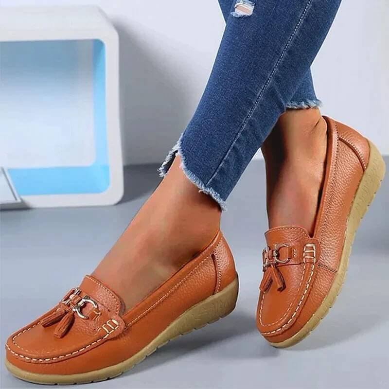 Women's Slip-On Loafers Tassel Detail Comfort Flats Casual Walking Shoes - Lolly 